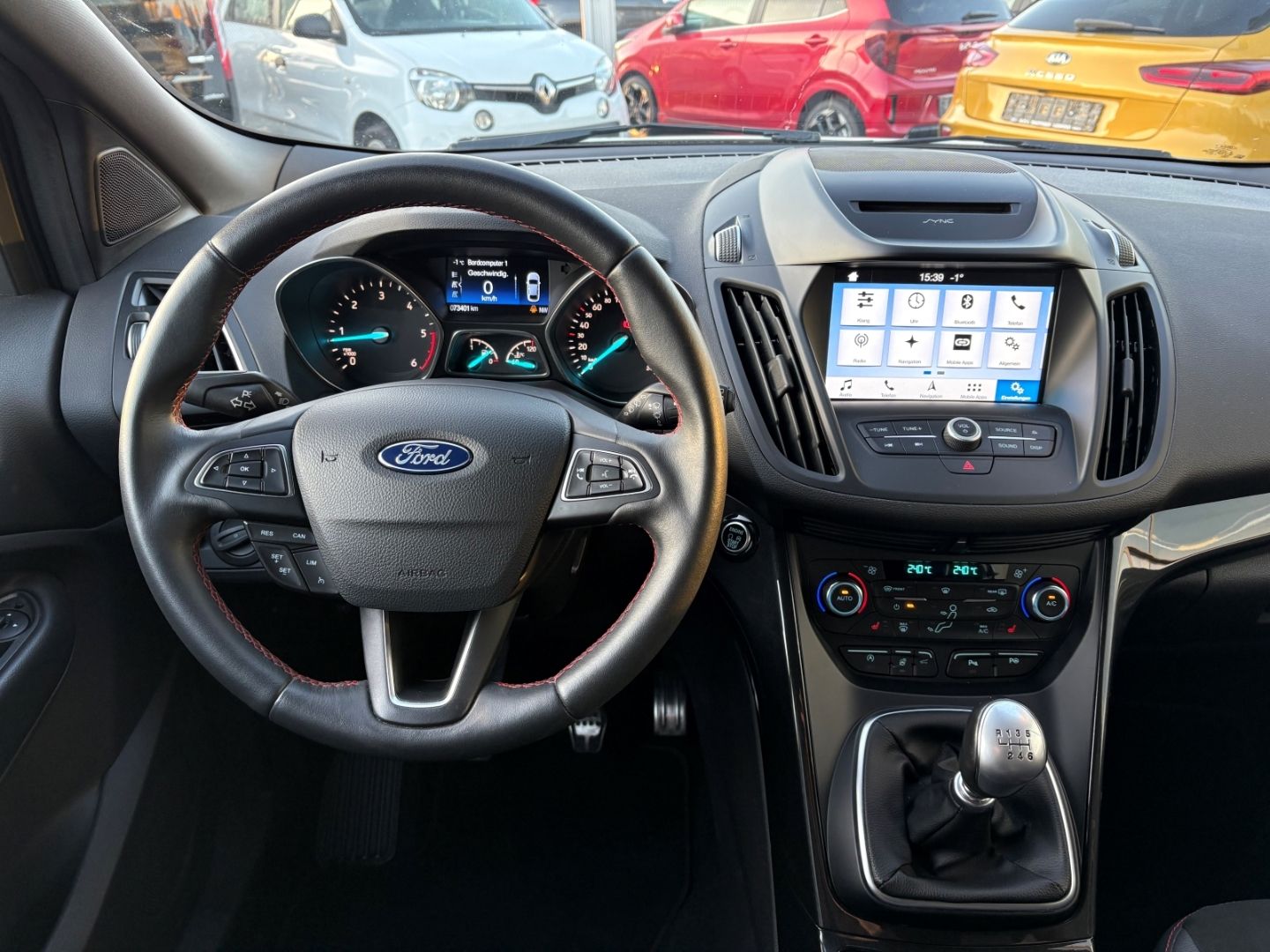 Fahrzeugabbildung Ford Kuga ST-Line Navi PDC SHZ Lenkradhzg BiXenon