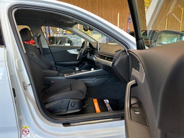 Audi A4 *ACC*AHK*NAVI*CARPLAY*2-ZONEN*SZHZ*LED*