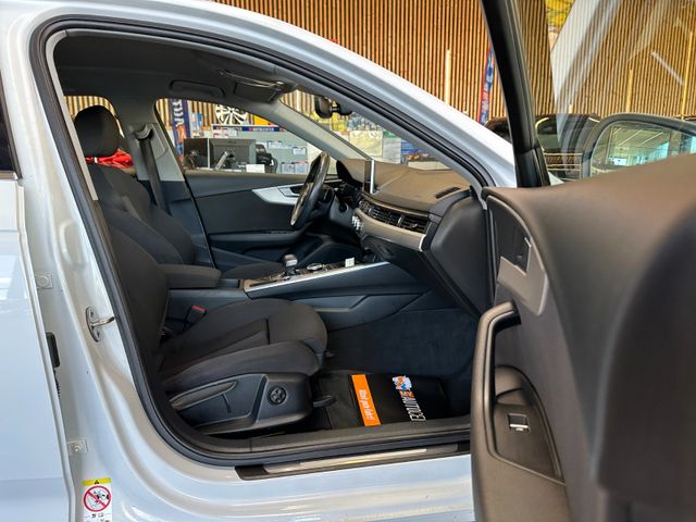 Audi A4 *ACC*AHK*NAVI*CARPLAY*2-ZONEN*SZHZ*LED*