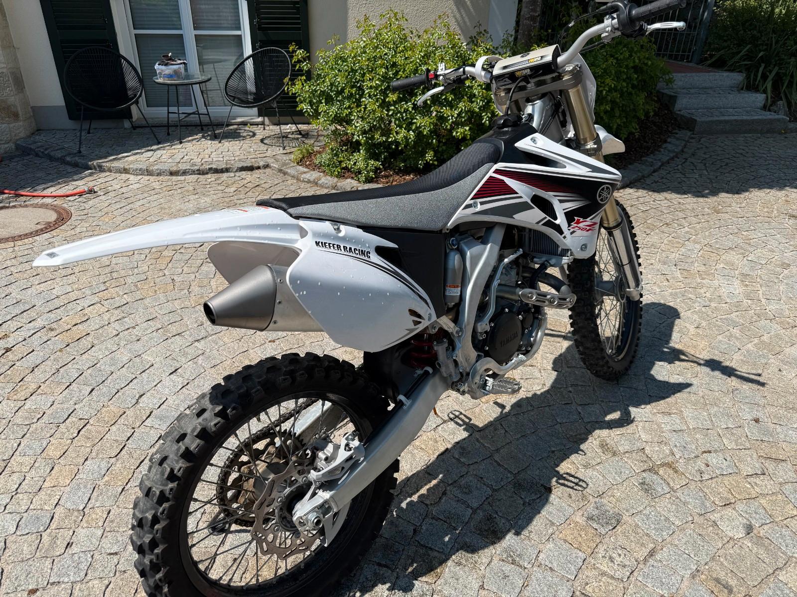 Yamaha  2009 — engine 249 cm³, 39 HP (29kW)