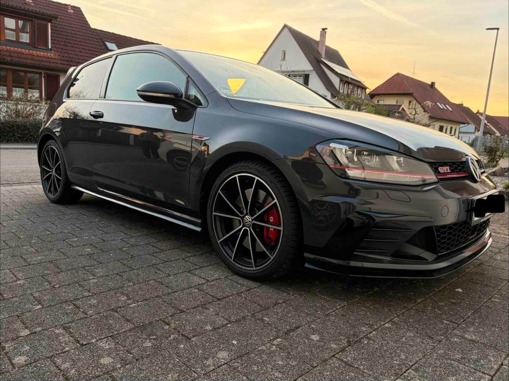 Image of Volkswagen Golf