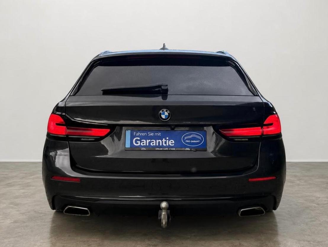 BMW 530d xDrive M-Sport PANO/AHK/LEDER/KEYLESS