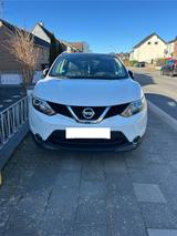 Nissan Qashqai 1.6 dCi DPF Xtronic Acenta Acenta - Nissan Qashqai mit Diesel-Antrieb: Limousine, Automatik