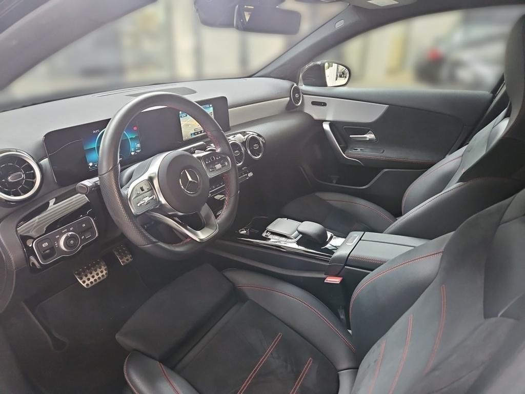 Fahrzeugabbildung Mercedes-Benz A 250 e AMG Night ACC Navi LED SHZ Sport KAM DAB