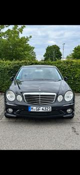 Mercedes-Benz E 500 4MATIC | 1. Hand | AMG Paket Original