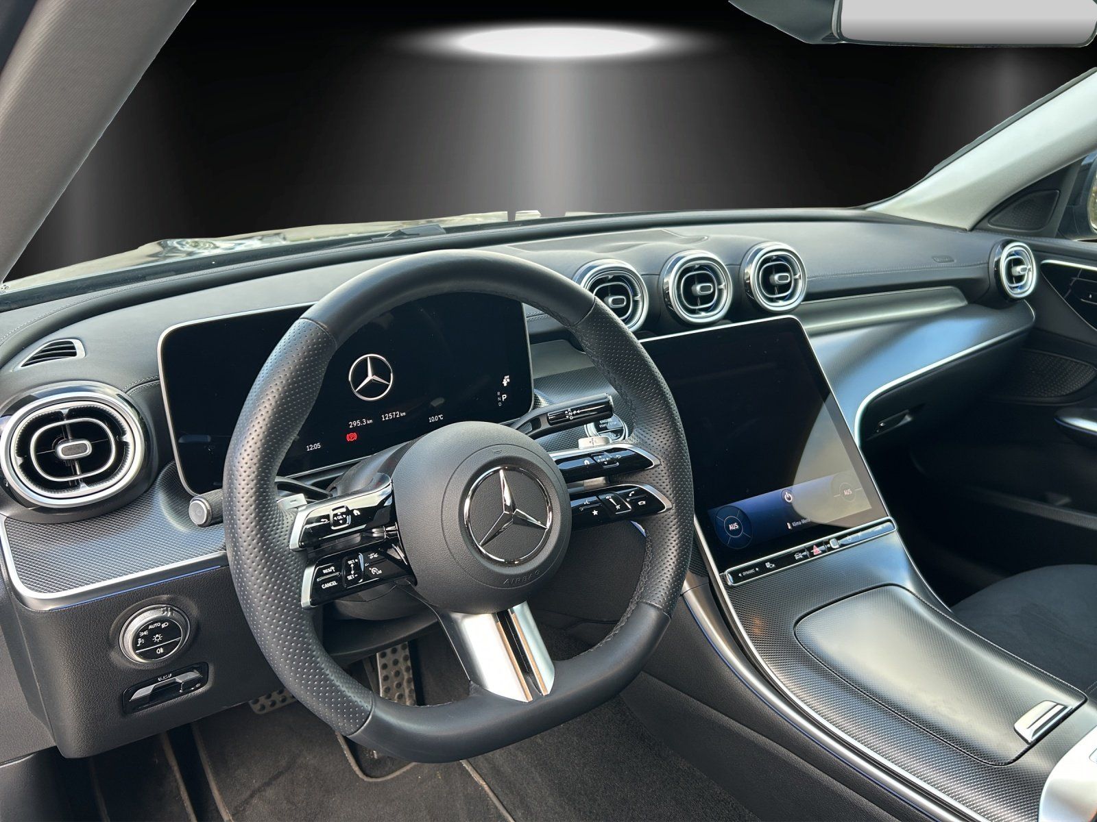 Fahrzeugabbildung Mercedes-Benz C 200 AMG Digital-Light DISTRONIC Memory 360°