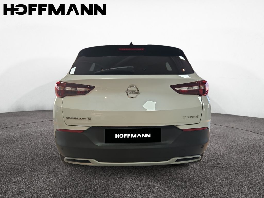 Fahrzeugabbildung Opel Grandland X Plug-in-Hybrid 4x4 1.6 DI Aut. Ultim