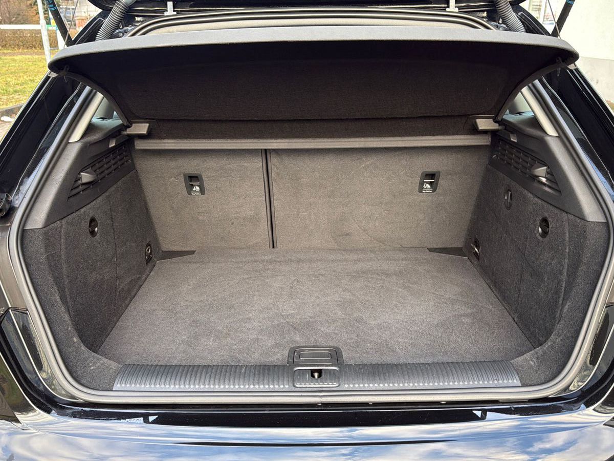 Fahrzeugabbildung Audi A3 Sportback sport/ Virtual Cockpit