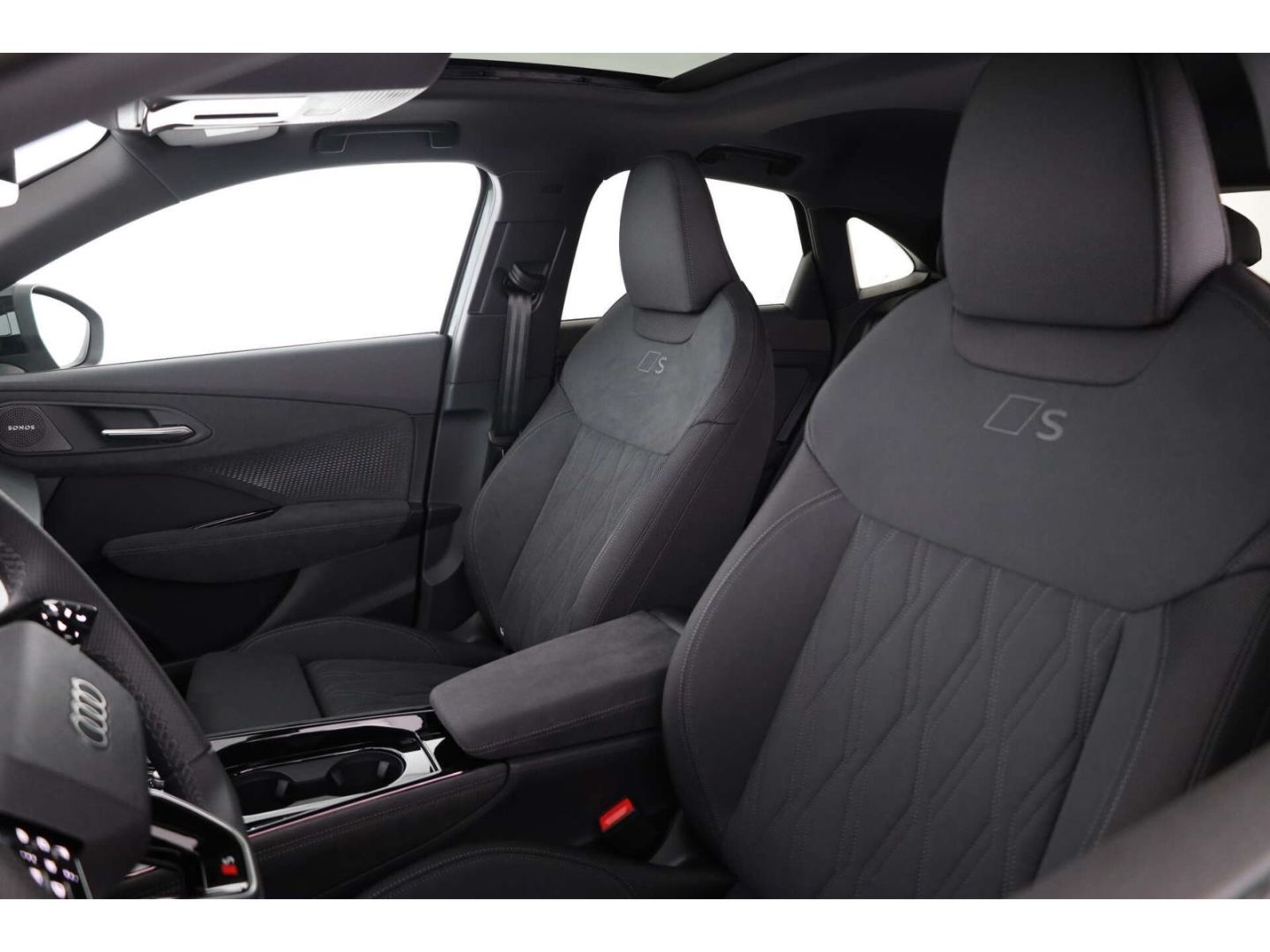 Audi Q3 Sportback e-hybrid S Tronic LP: 74.723,- /AHK foto 10