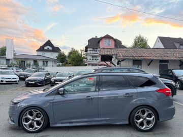 Ford Focus - 10