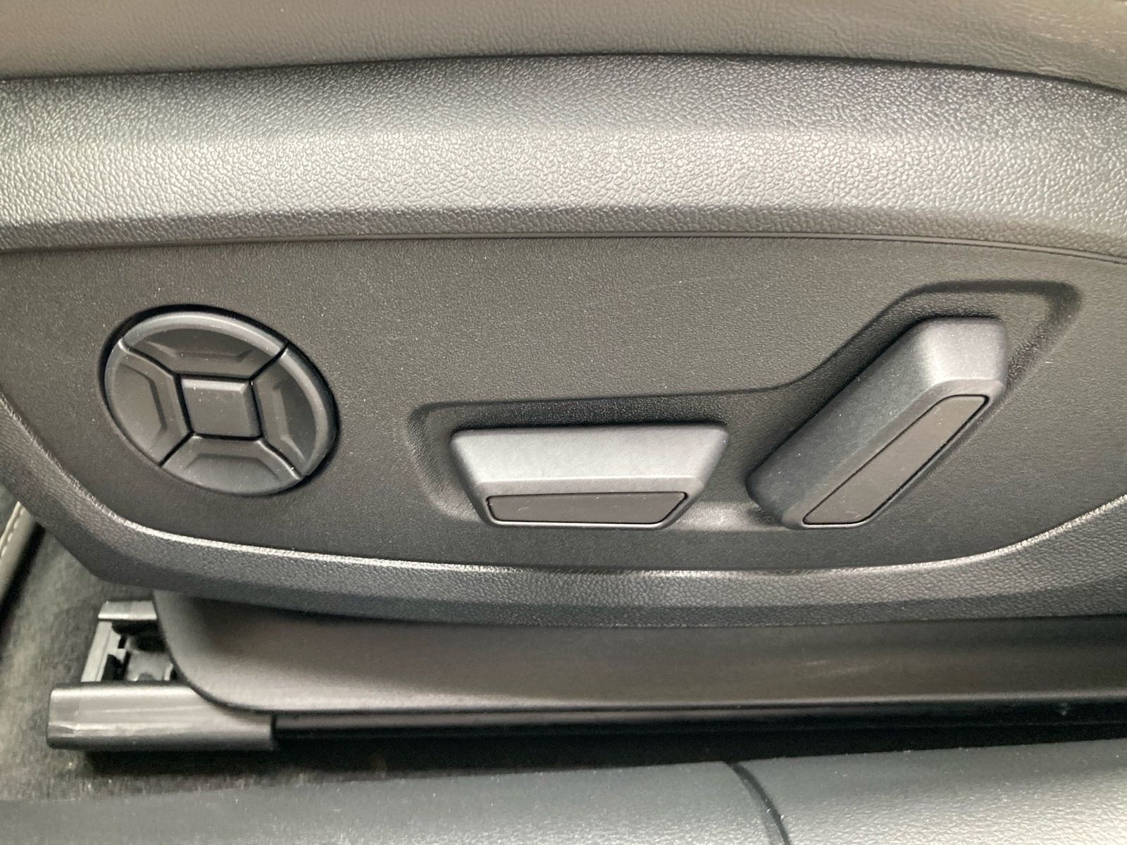 Audi S6 - Bild 23