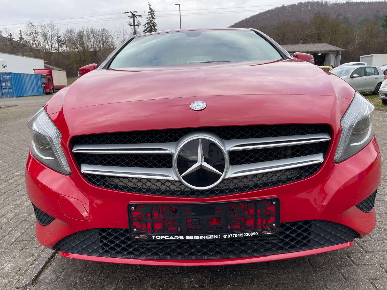 Mercedes-Benz A 250 4Matic AUT/NAVI/XENON/ALU/STANDHEIZUNG/TOP