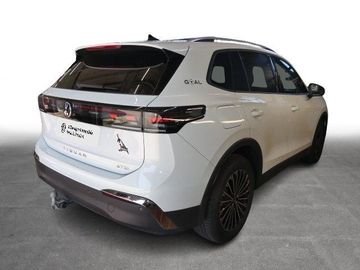 Volkswagen Tiguan - 4