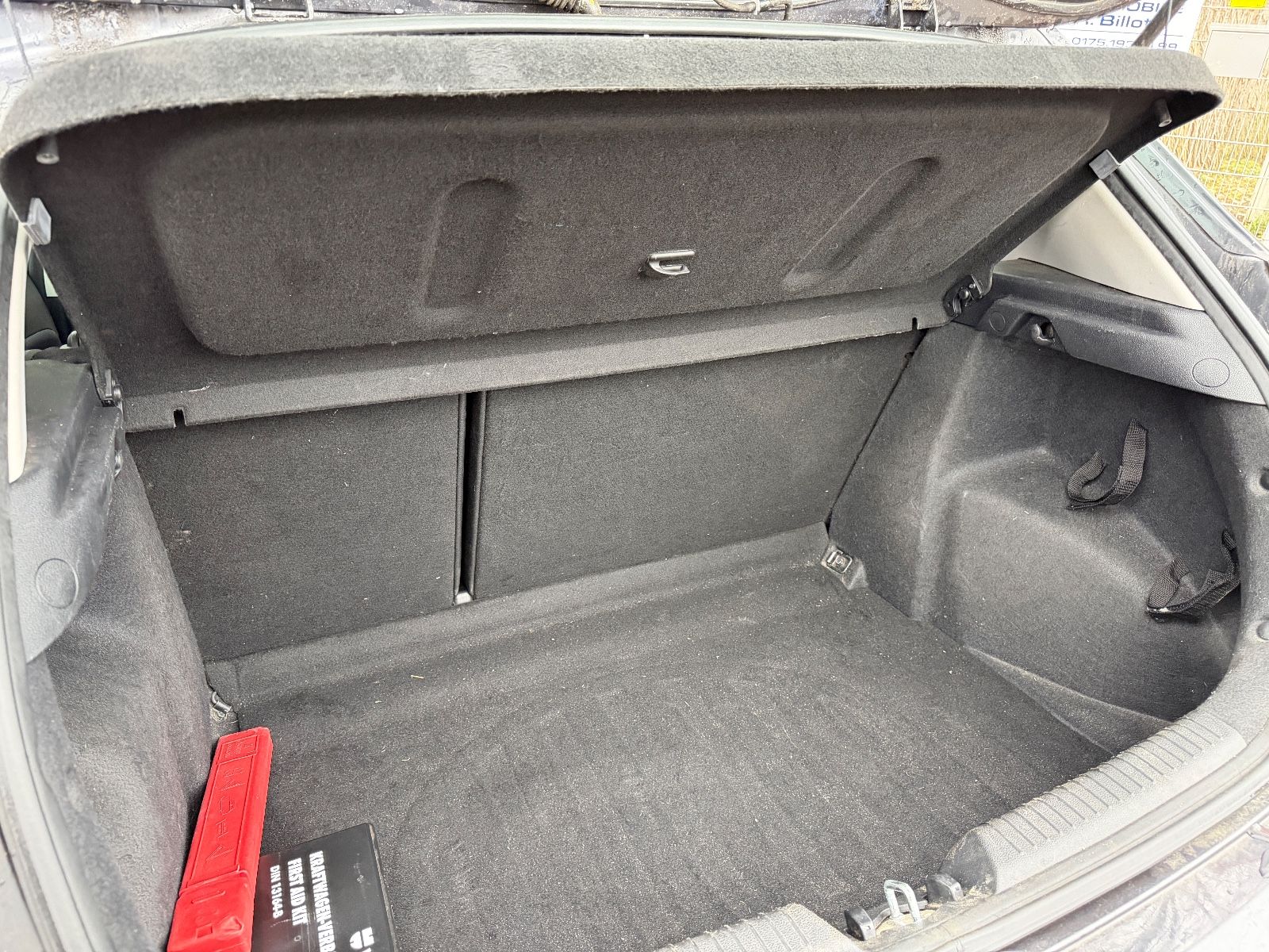 Fahrzeugabbildung Kia cee'd NAVI*KLIMA*PDC*SHZ*BT*1.HAND