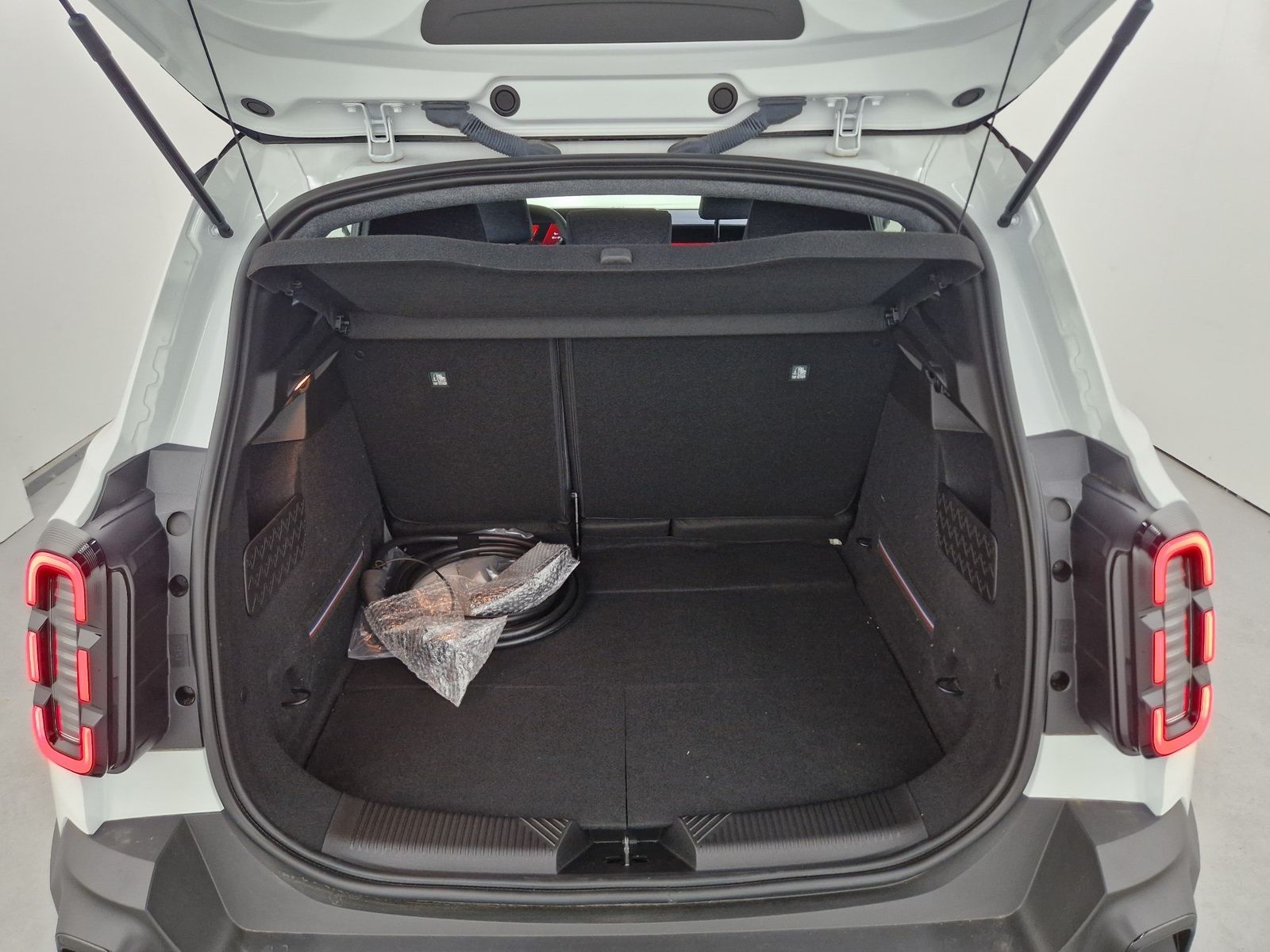 RENAULT R 4 E-Tech Techno 150 Comfort Range – Bild 10