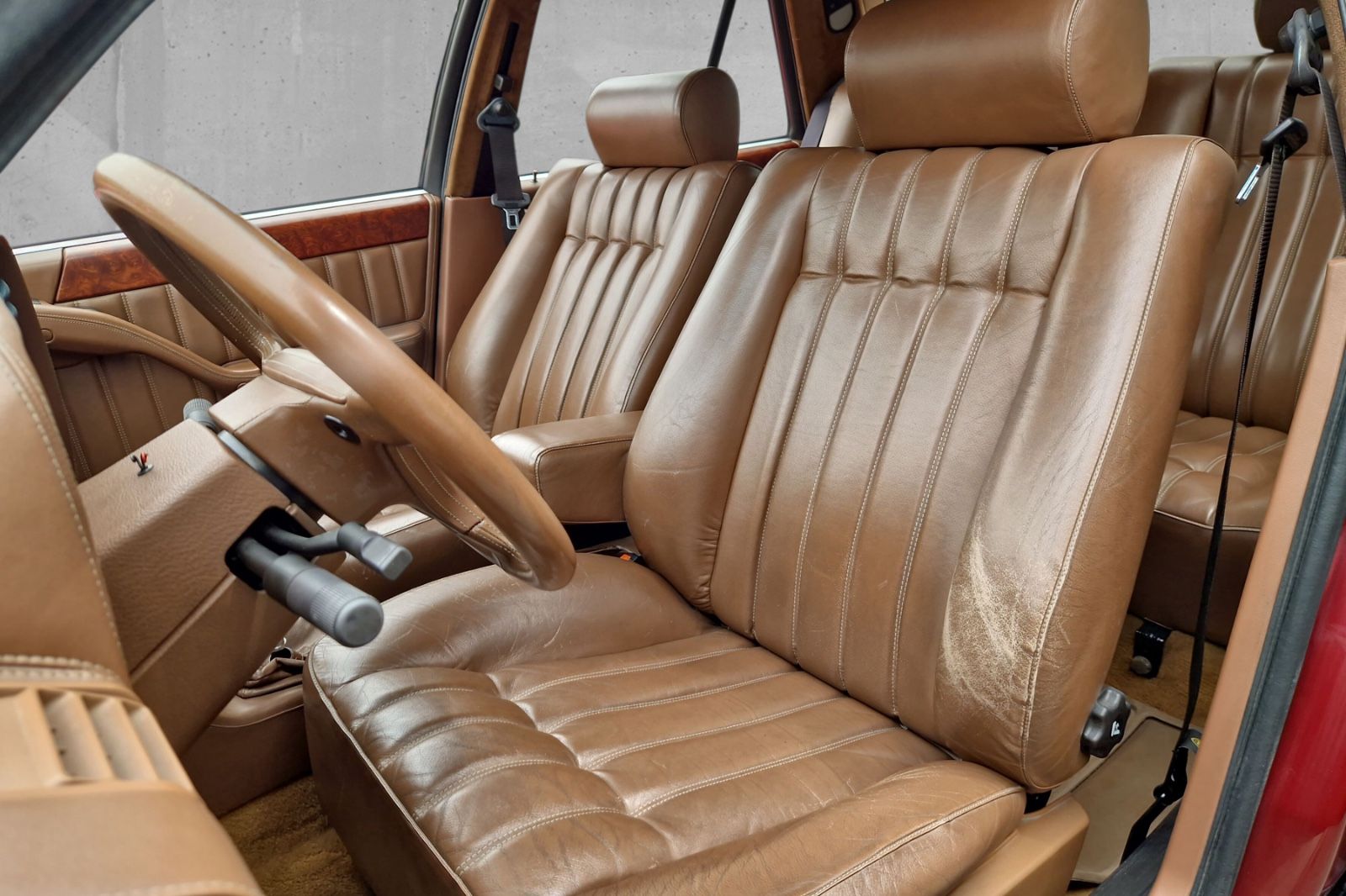 Fahrzeugabbildung Lancia Thema 8.32 | Ferrari Motor | Sehr guter Zustand