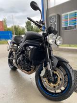 Triumph Speed Triple 1050 TÜV NEU + Reifen NEU - TRIUMPH SPEED TRIPLE 1050