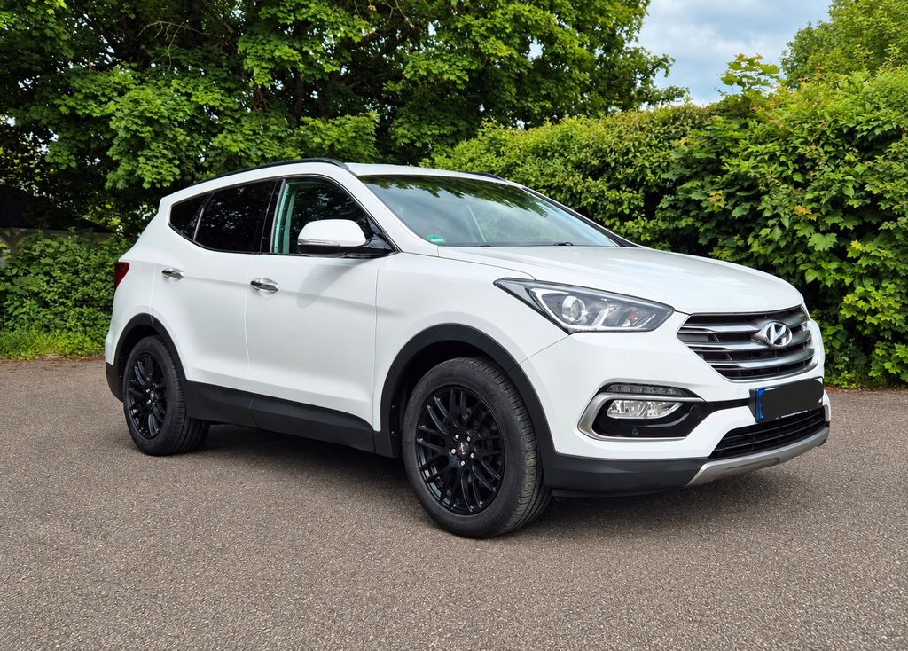 Image of Hyundai SANTA FE