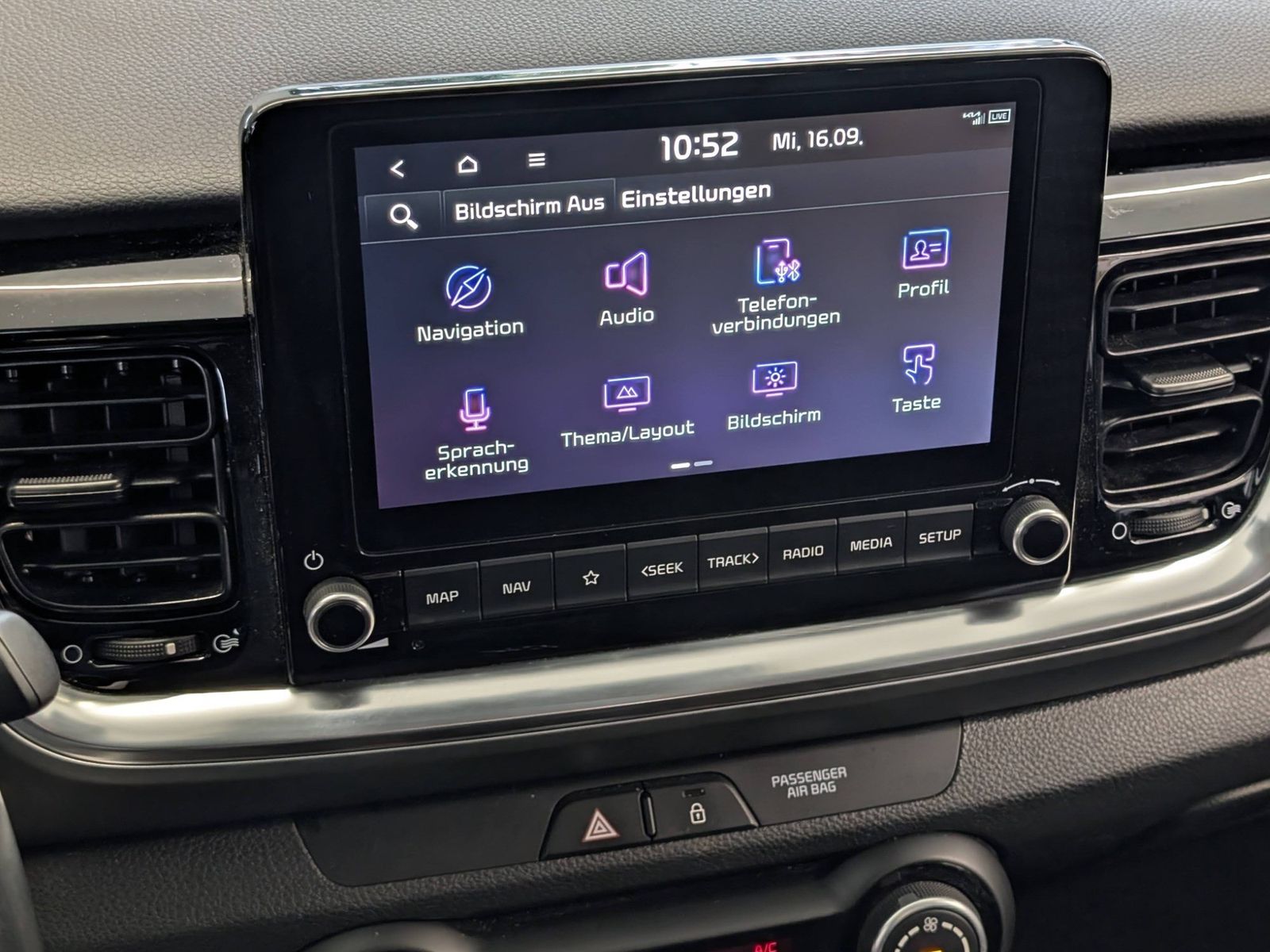 KIA Stonic 1.2 Vision Navi SHZ Kamera Tempomat – Bild 25