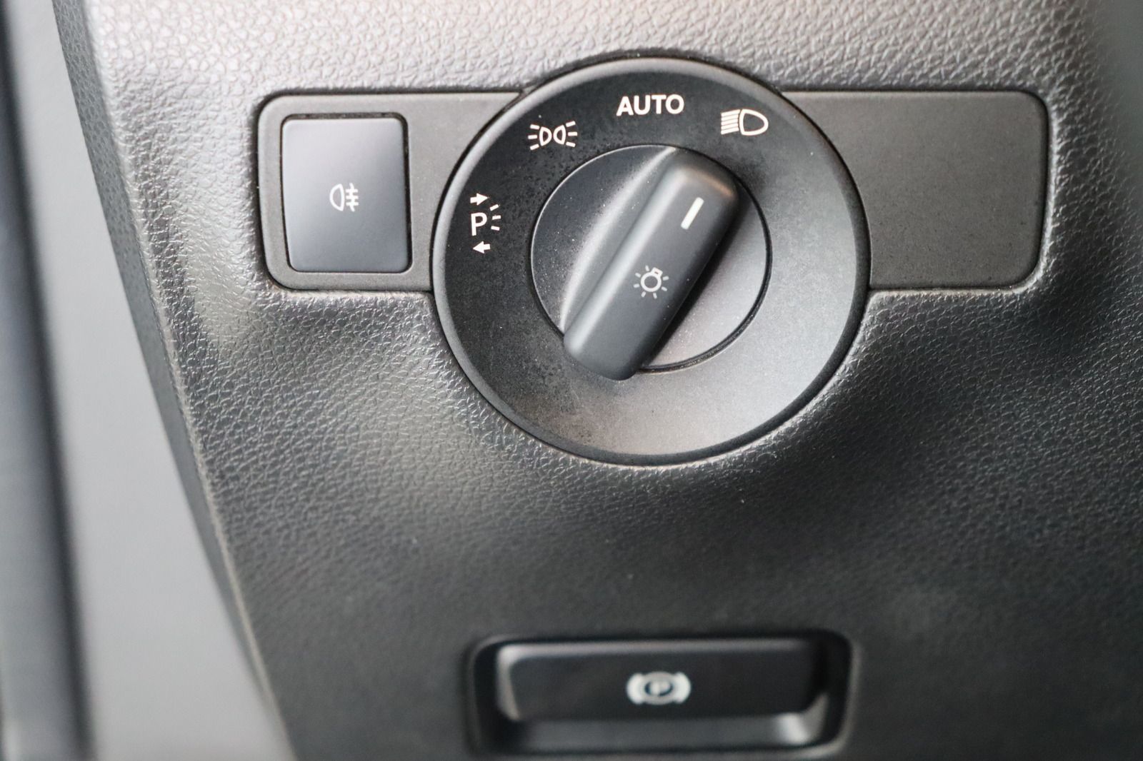 Fahrzeugabbildung Mercedes-Benz B 200 BlueEFFICIENCY * Bi-Xenon * Sitzhzg. * PDC