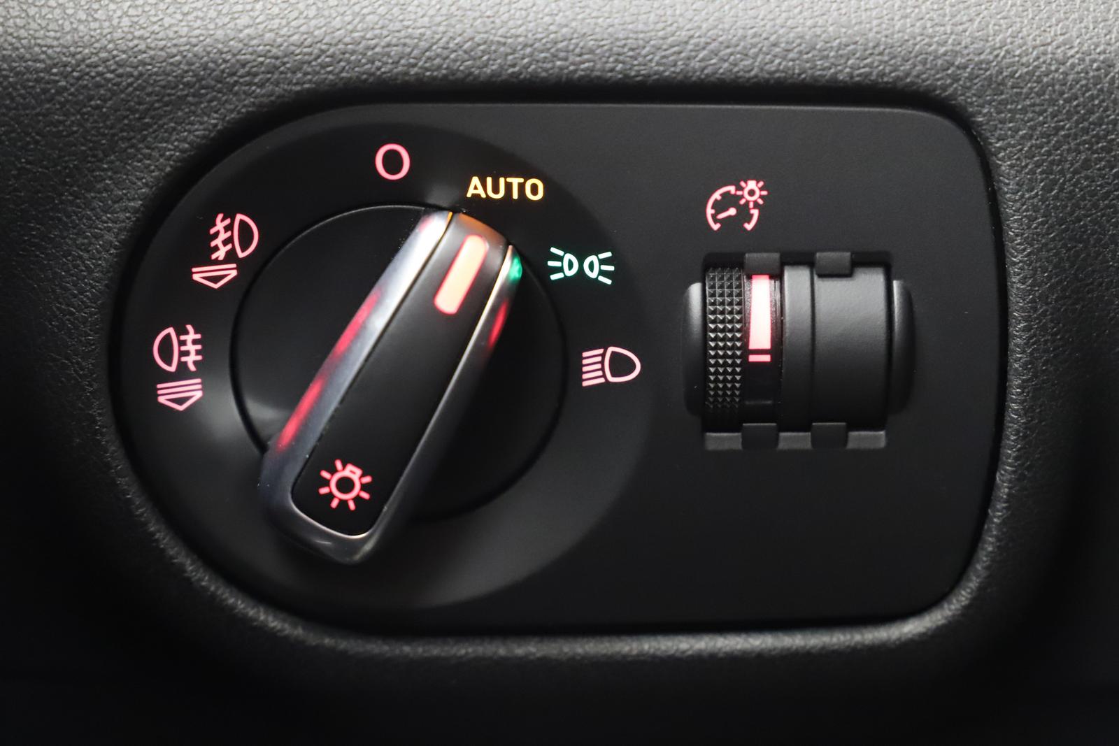Audi A1 1.4TFSI 185PS Automatik S Line Navi BOSE Keyl