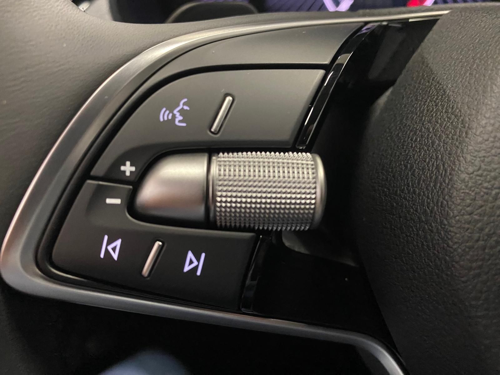 Fahrzeugabbildung SKODA Scala 1.0 TSI Selection APP+KLIMA+RFK+SITZHEIZ++