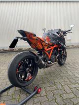 KTM Super Duke 1290R(RR)Straße u.Track (Motor9300km)