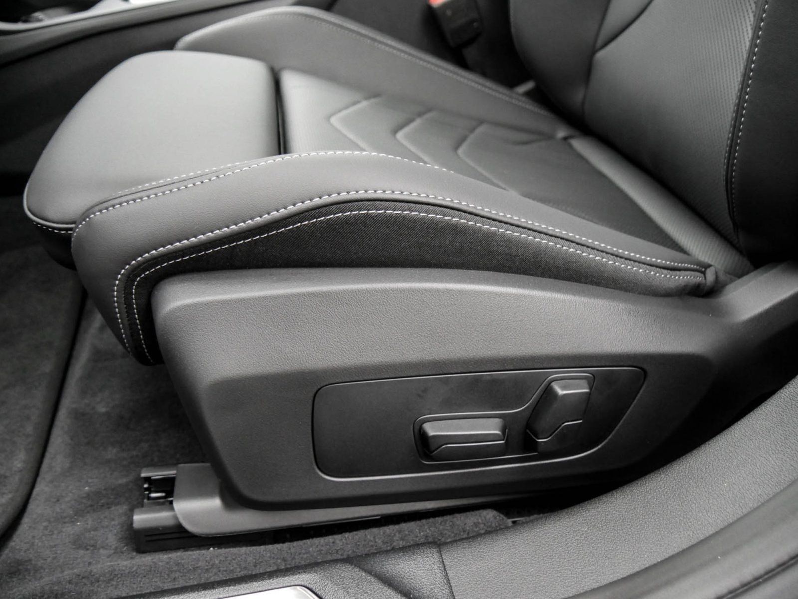 BMW 120 - Bild 14
