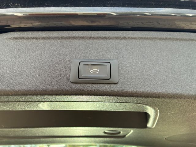 Fahrzeugabbildung Audi A4 Avant 35 TDI >Automatik/XEN/Navi/Sitzheiz<