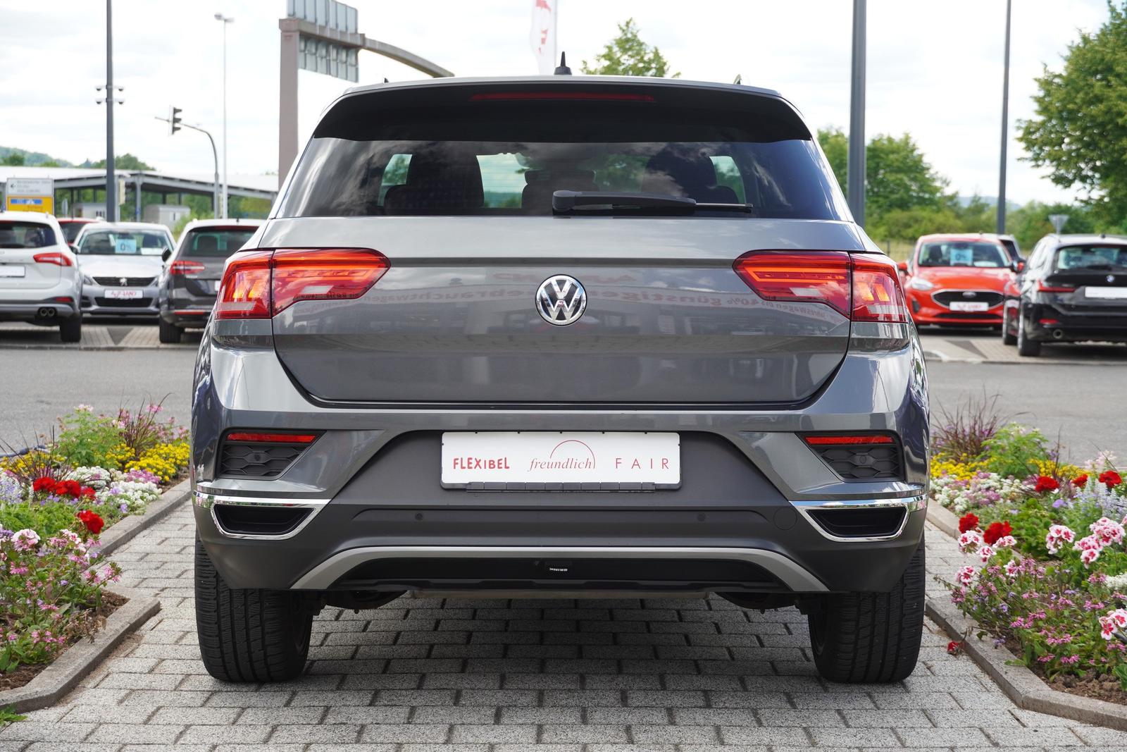Volkswagen T-Roc 1.5 TSI DSG Style LED Navi AHK ACC PDC