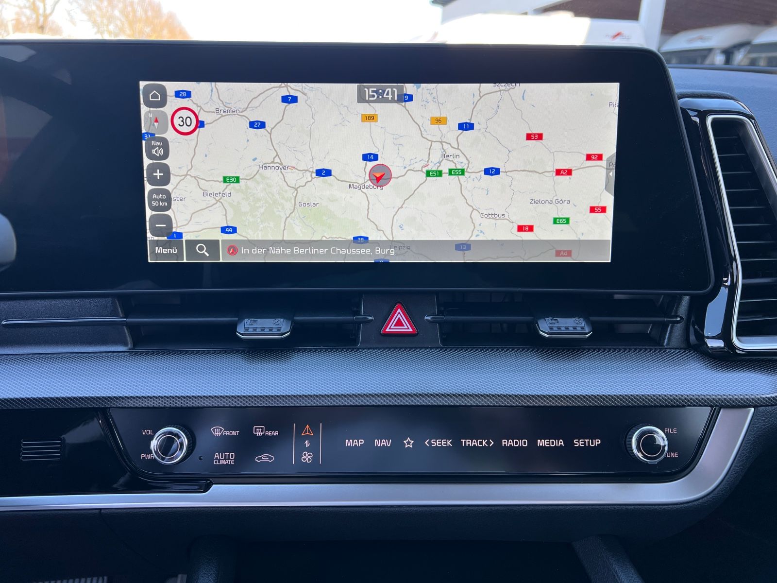 Fahrzeugabbildung Kia SPORTAGE 1.6T 48V 2WD DCT ULTIMATE EDITION