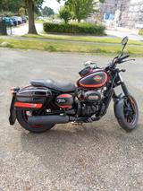Hyosung GV 125 S