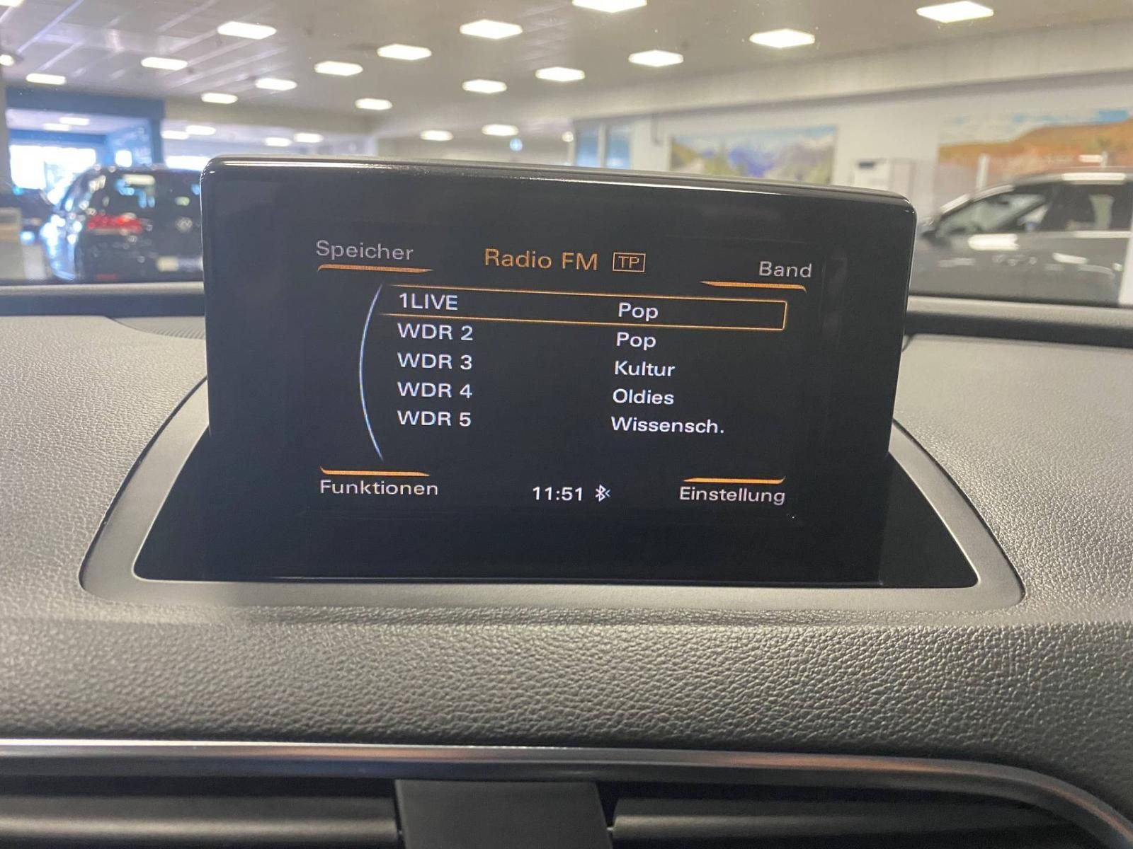 Fahrzeugabbildung Audi Q3 1.4 16V TFSI Sport+AHK+NAVIGATION+Keyless+PDC