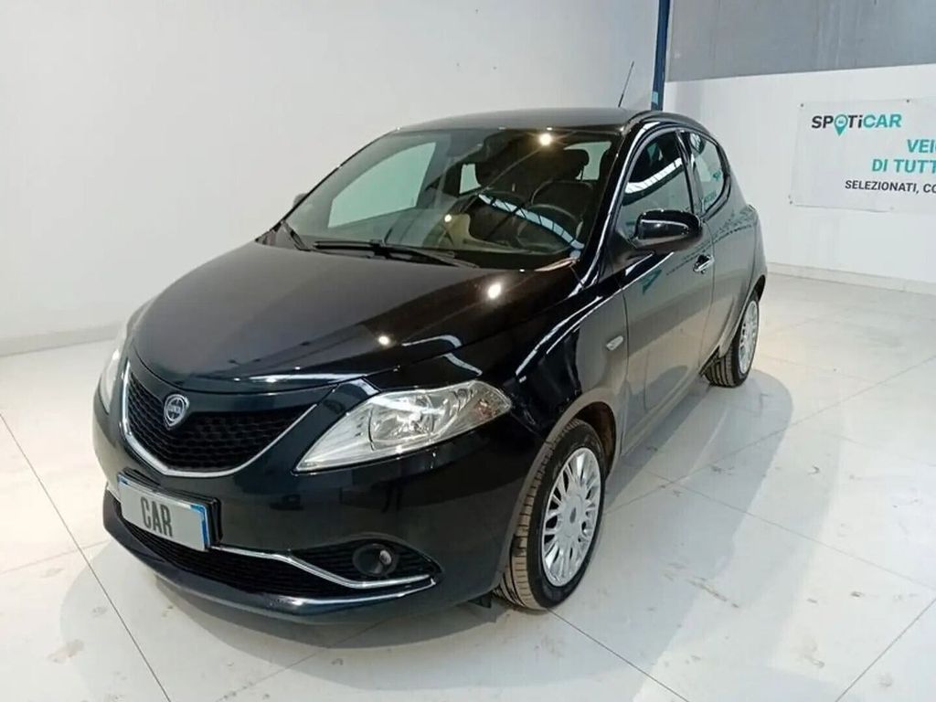 Image of Lancia Ypsilon