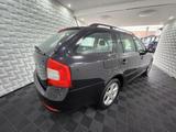 Skoda Octavia Combi 1.6 TDI Ambition*Sitzheizung*Klima - Skoda Octavia aus 2012 mit Diesel-Antrieb: Kombi, 1.6