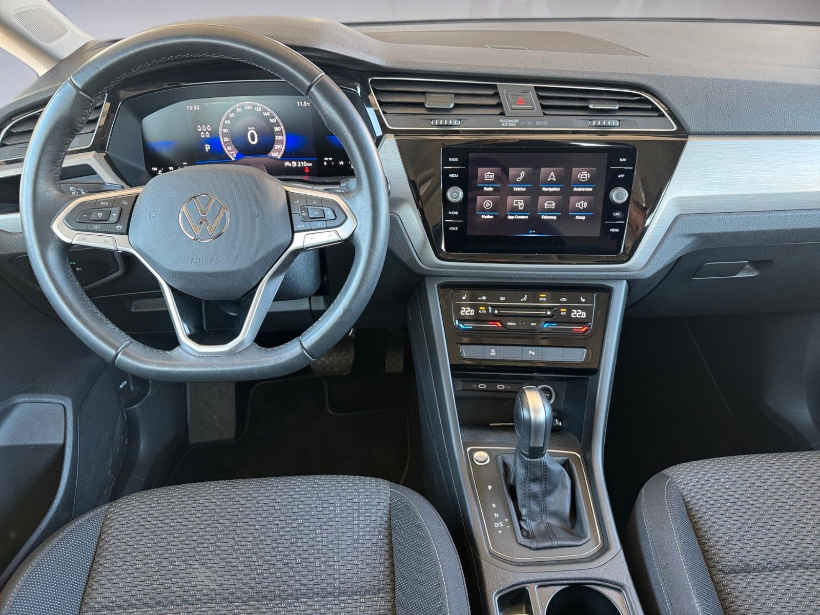 Fahrzeugabbildung Volkswagen Touran Comfortline 2.0 TDI