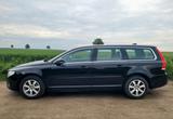 Volvo V70 D2 Momentum Momentum - Volvo V70 Momentum mit Diesel-Antrieb