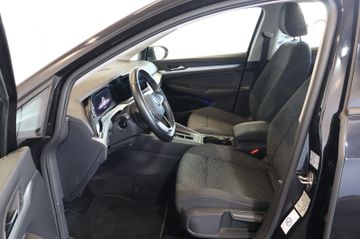 Volkswagen Golf VIII 2.0 TDI Life AID+ACC+LED+CARPLAY+ALU