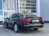 BMW 530 d xDrive Luxury *KAME*SPUR*HEAD-UP* - BMW 530 mit Diesel-Antrieb: Leder, Navigationssystem, Limousine, Klimaanlage