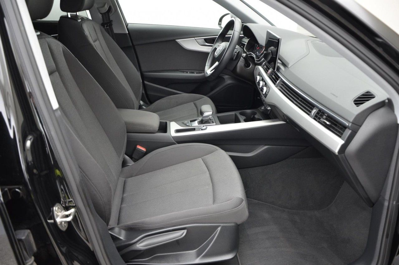 Fahrzeugabbildung Audi A4 Avant advanced 35 TDI 120kW S tr. Navi LED AH
