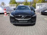 Volvo V60 Cross Country Pro AWD - Volvo: C 60