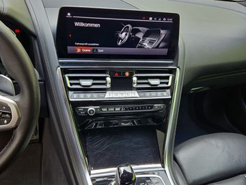 BMW M850 - 9