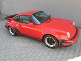 Porsche 930 Turbo 3.3 - Porsche 930: Turbo