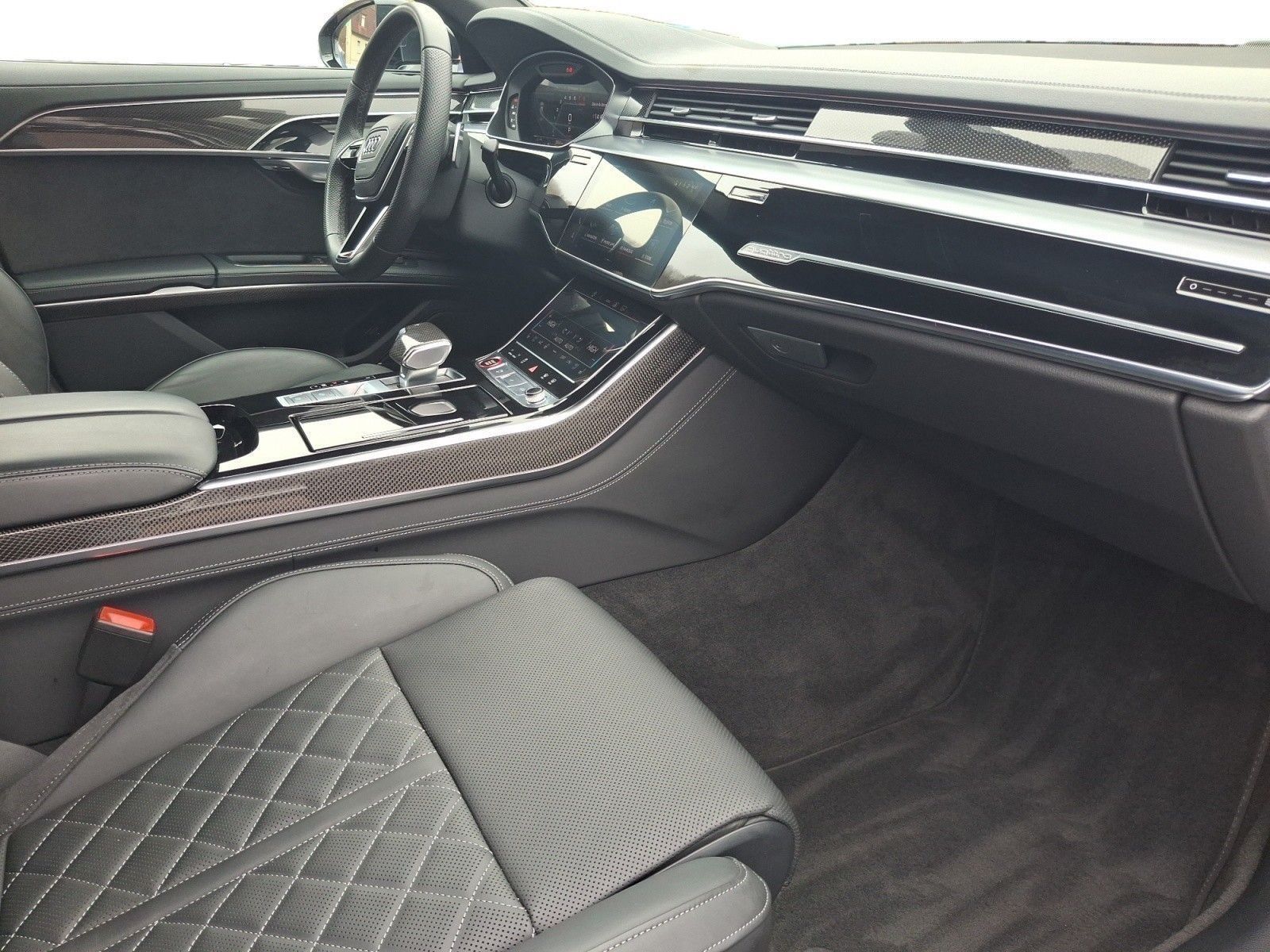 Audi S8 - Bild 14
