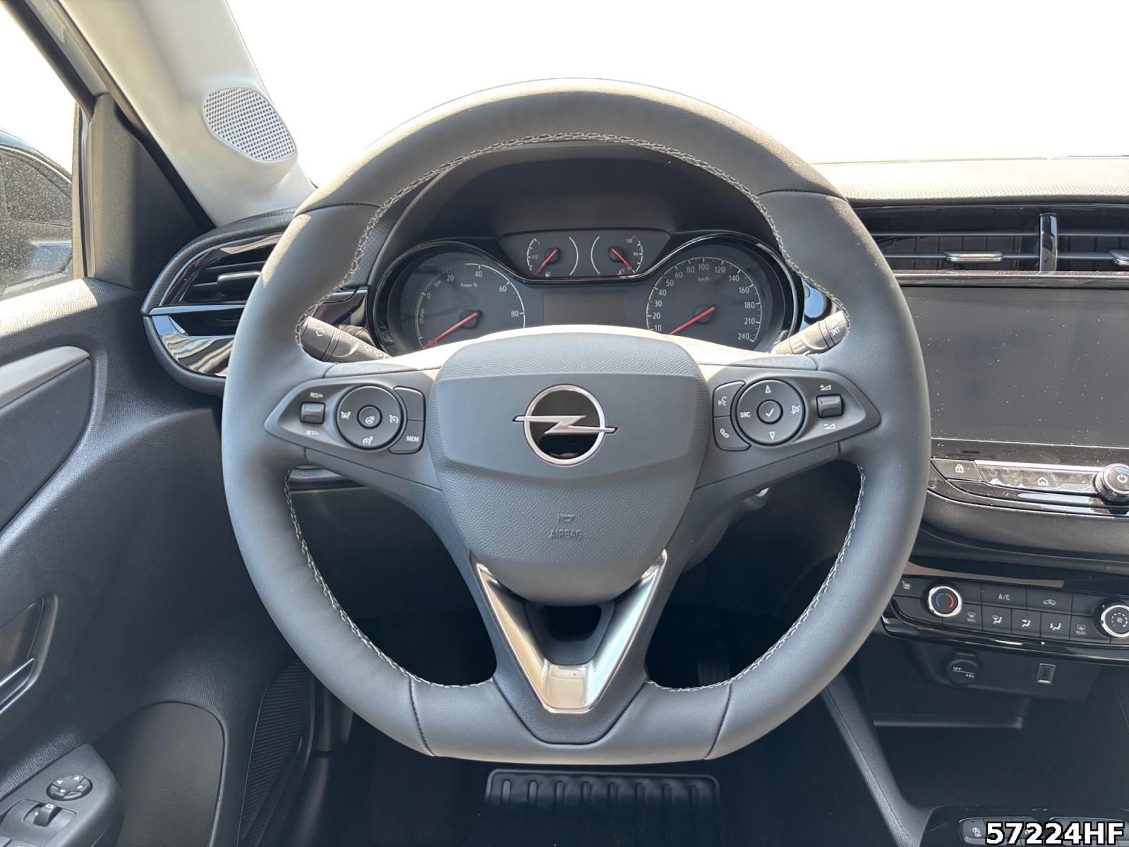 Fahrzeugabbildung Opel Corsa F Edition Hybrid 110 PS AT