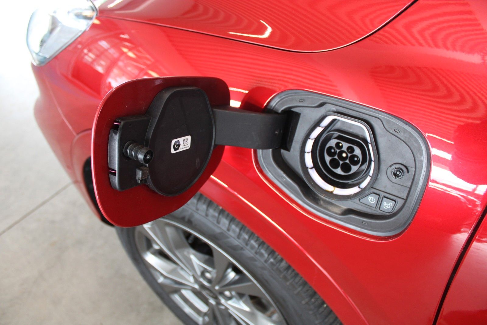 Fahrzeugabbildung Ford Kuga 2.5 PHEV ST-Line X LED B&O HUD ACC WinterP