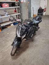 Kawasaki Z800 "Black&Red Special Edition" - KAWASAKI VON 751 BIS 1000 CCM