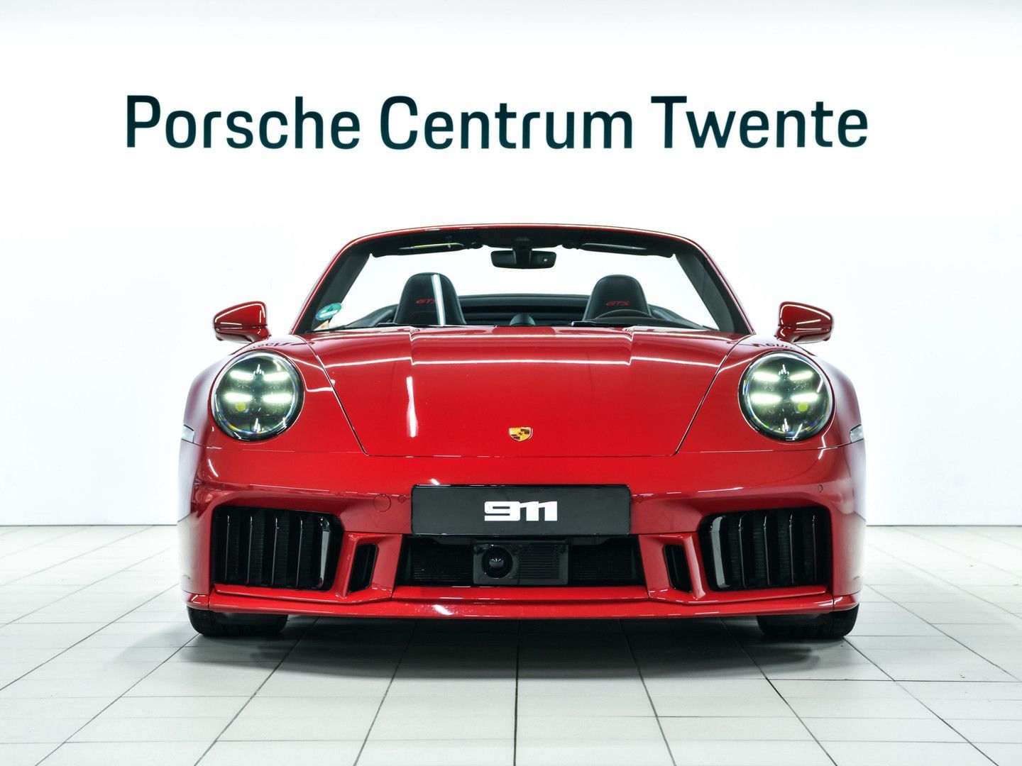 Porsche 992 Carrera 4 GTS Cabrio imagem 2