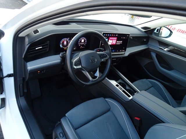 Passat Variant 1.5 eTSI DSG Business "Premium"