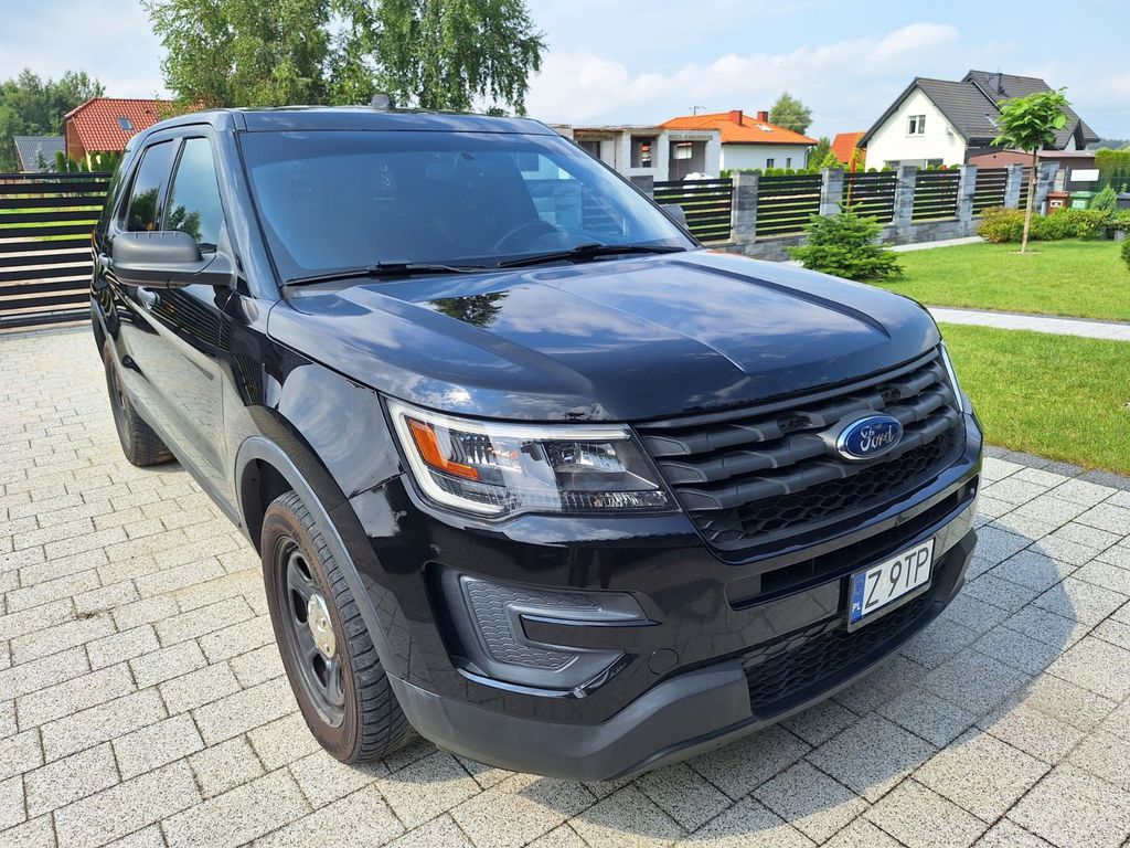 Image of Ford Explorer